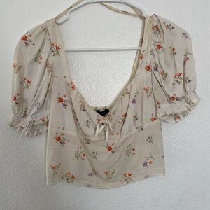 Forever 21 Cream Floral Puff Sleeve Blouse